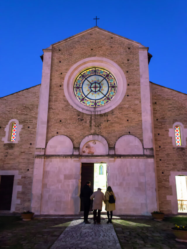 Chiesa di Santa Maria di Ronzano - Castel Castagna (TE) 2